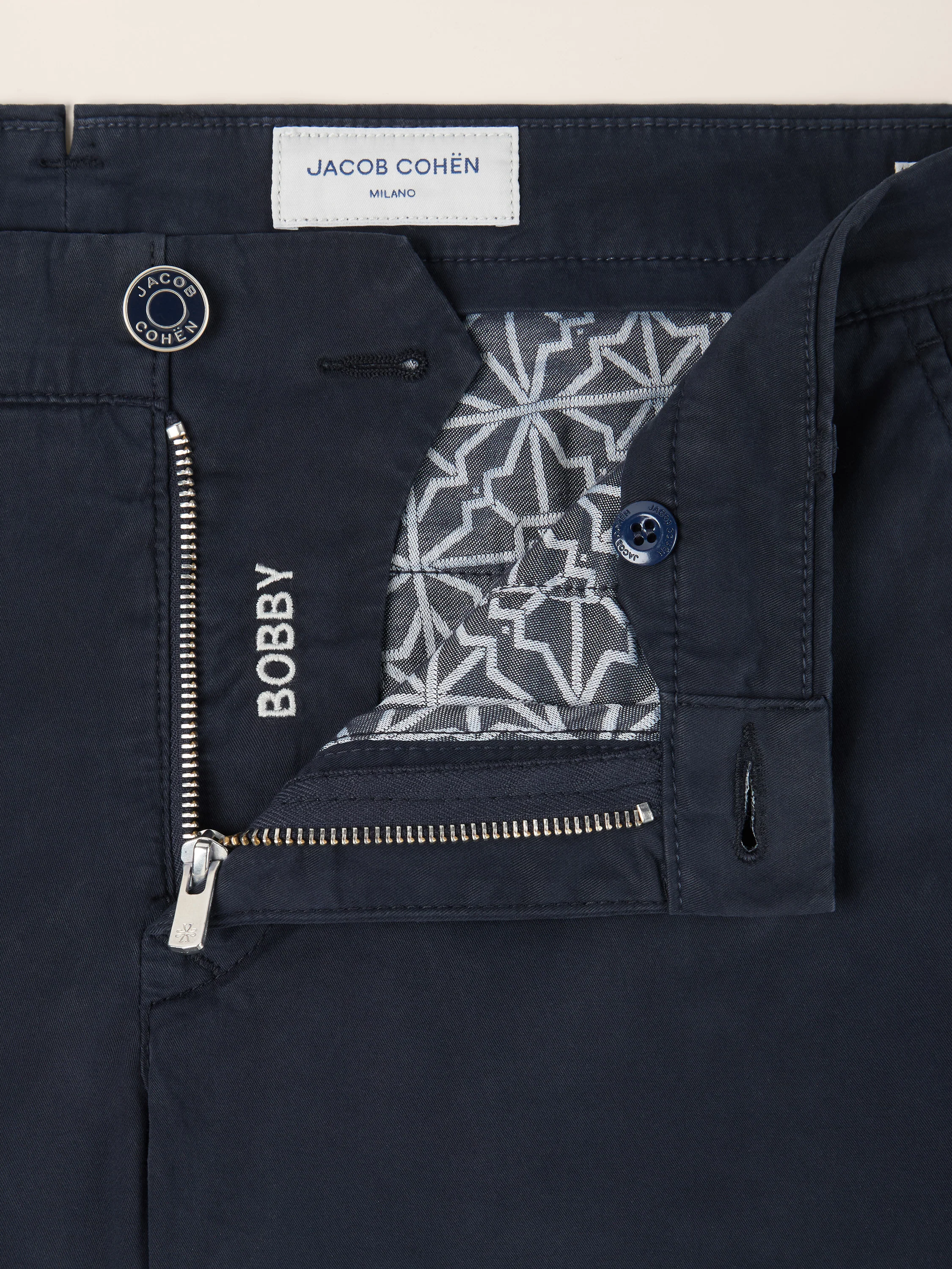 Bobby - Pants in Stretch Gabardine - Image 4