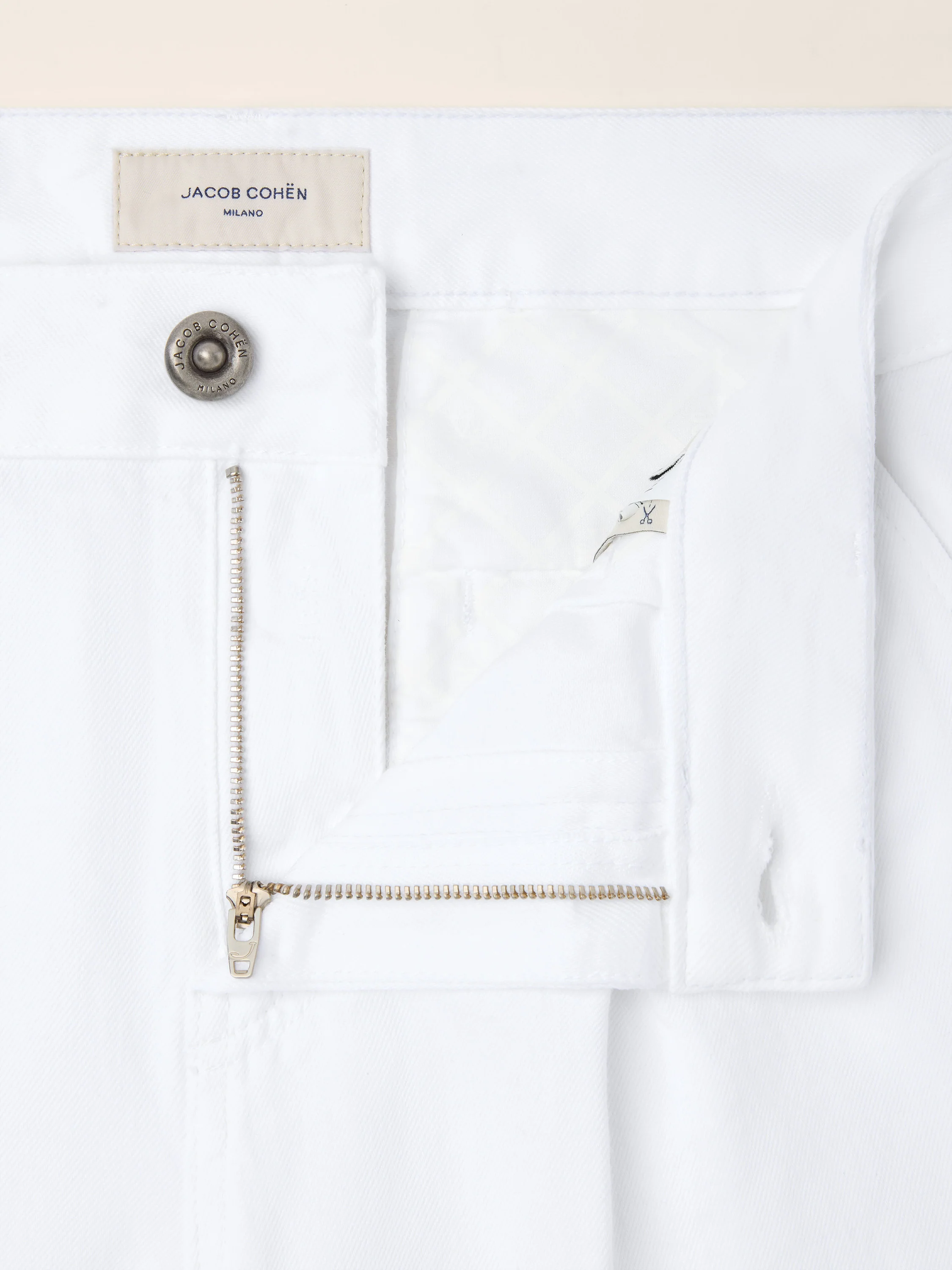 Jenny – Bull Cotton Shorts - Image 4