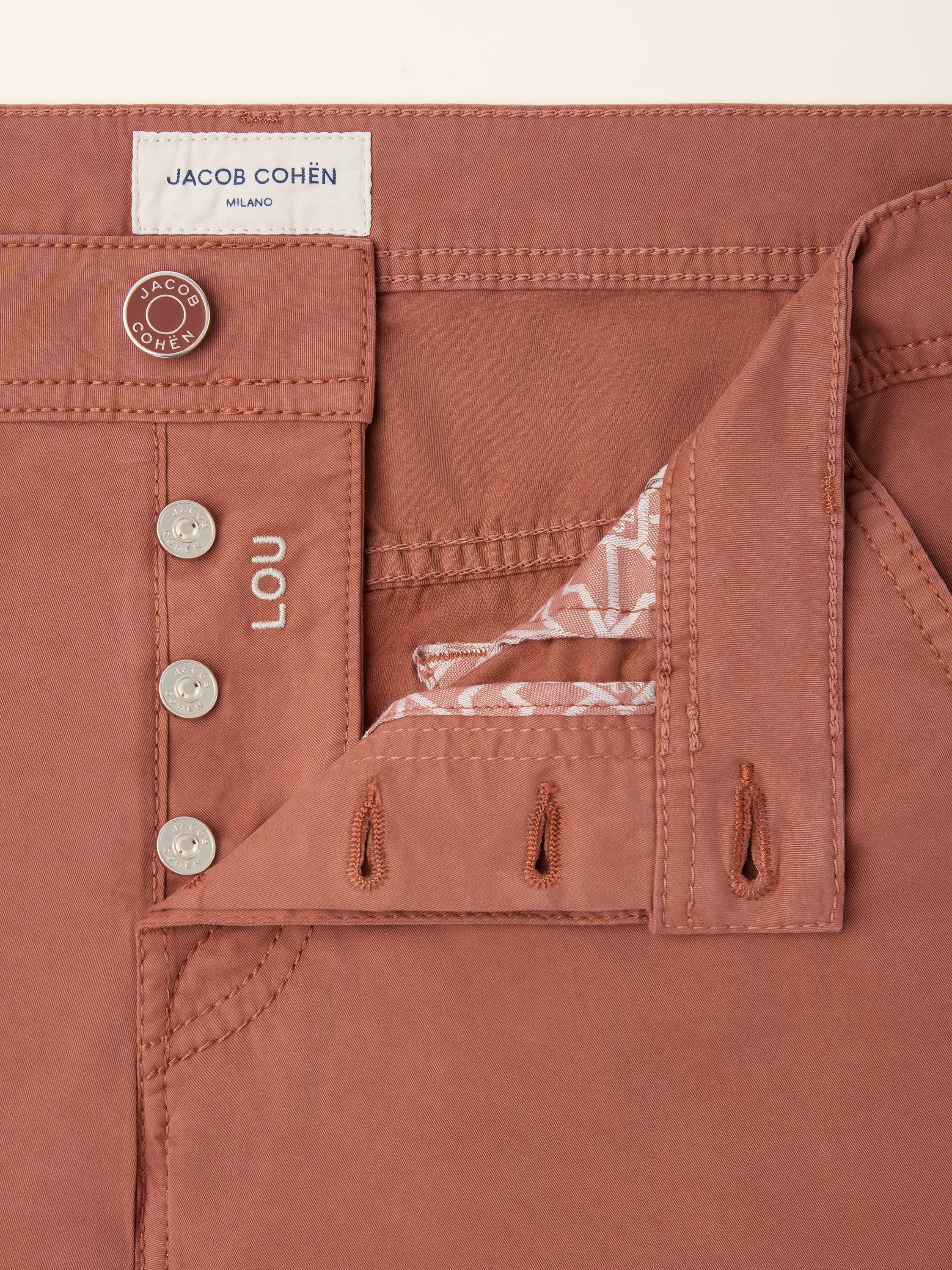 Lou – Bermuda in stretch gabardine - Image 4