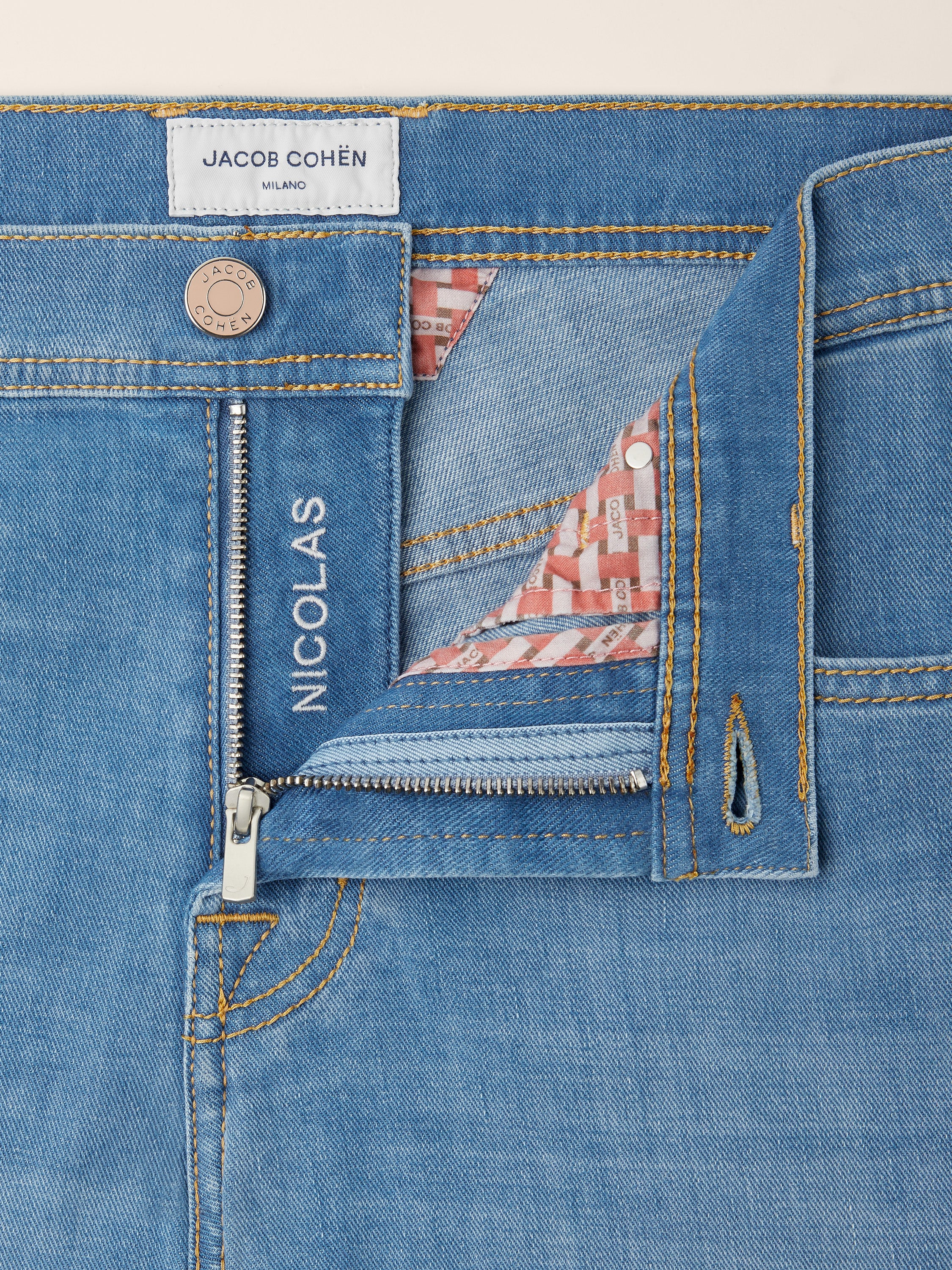 Nicolas – Bermudas in power stretch denim - Image 5