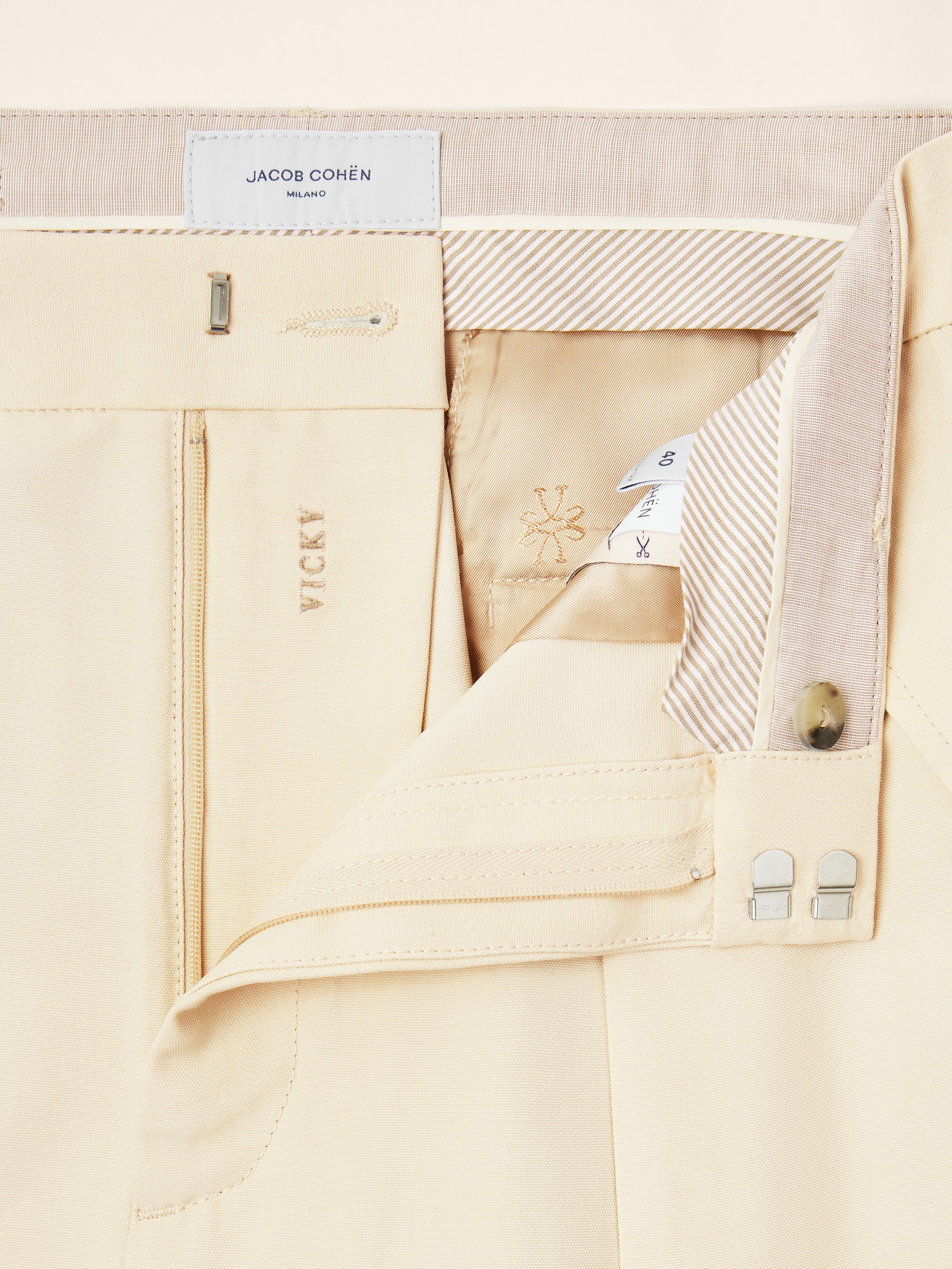 Vicky – Pants in Viscose-Silk Canvas - Image 5